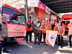 Bupati Maros Lepas Penyaluran Bantuan Air Bersih untuk Warga Terdampak