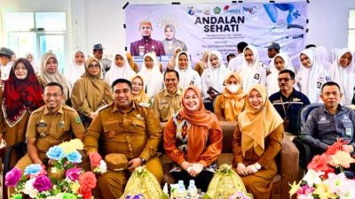 Bupati Maros dan Ketua TP-PKK Tinjau Pemeriksaan Dini Bagi Siswa SMA/SMK