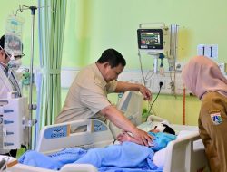 Presiden Prabowo Jenguk Korban Kecelakaan di Cilincing