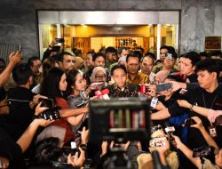 Menteri Kehutanan Tegaskan Investigasi Tuntas Asal Kayu Gelondongan Pemicu Banjir di Sumatera