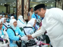 Bupati Maros Lepas Jemaah Haji Kloter 14 Kabupaten Maros