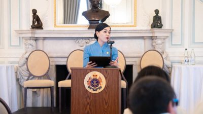 OJK Perkuat Keuangan Berkelanjutan dan Pasar Karbon di Forum Iklim Global London