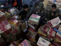 Pemerintah Kirim 253 Ton Logistik untuk Korban Bencana NTT
