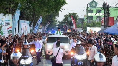 Prabowo Disambut Antusias Warga Jombang Jelang Muktamar NU